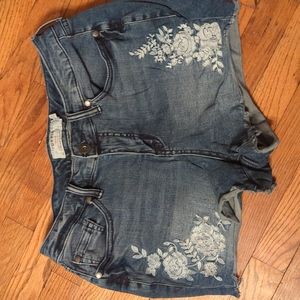 Torrid denim shorts